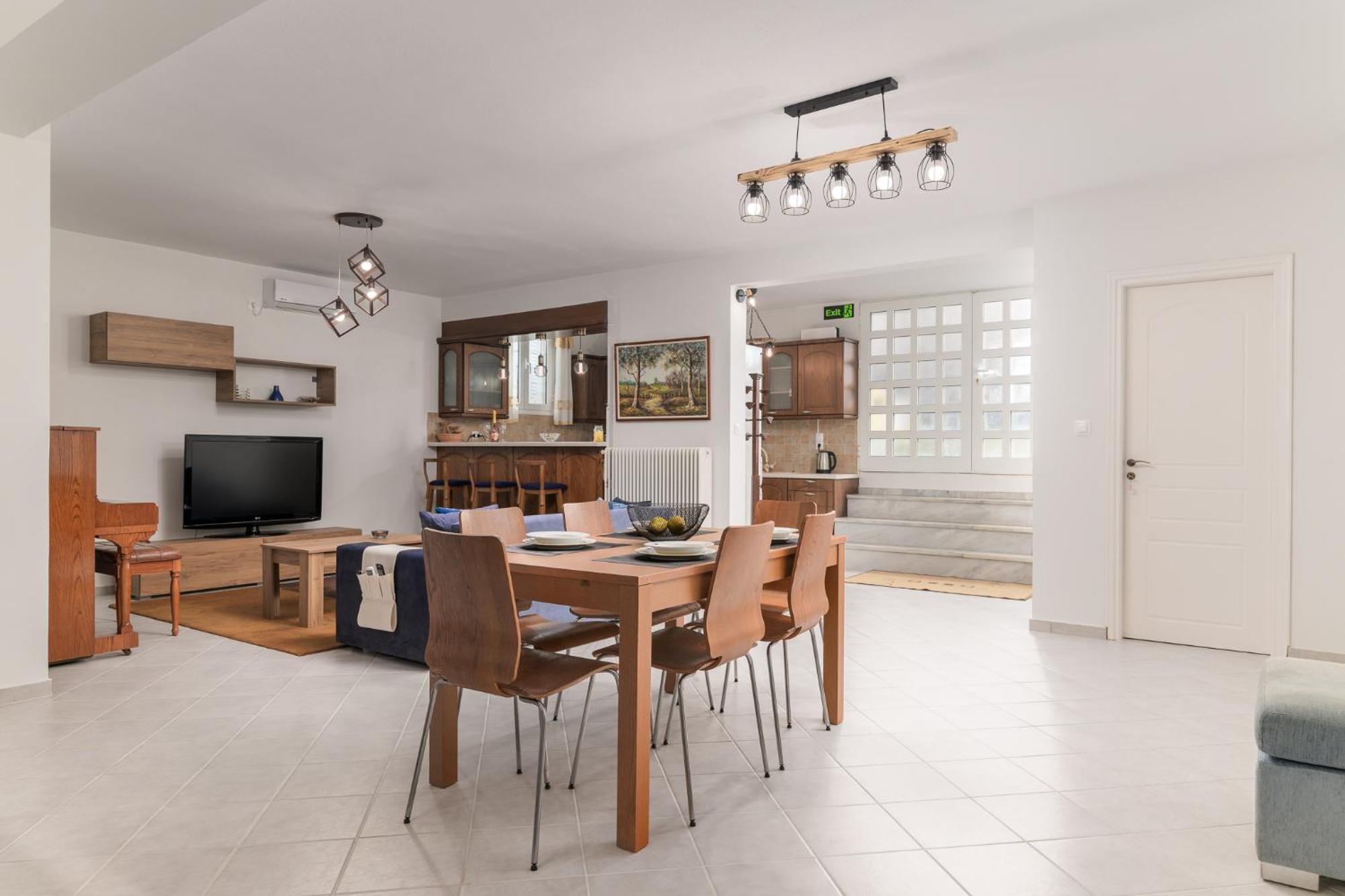 Domelia'S Luxury Apartments Near Airport & Beach Artemida  Esterno foto