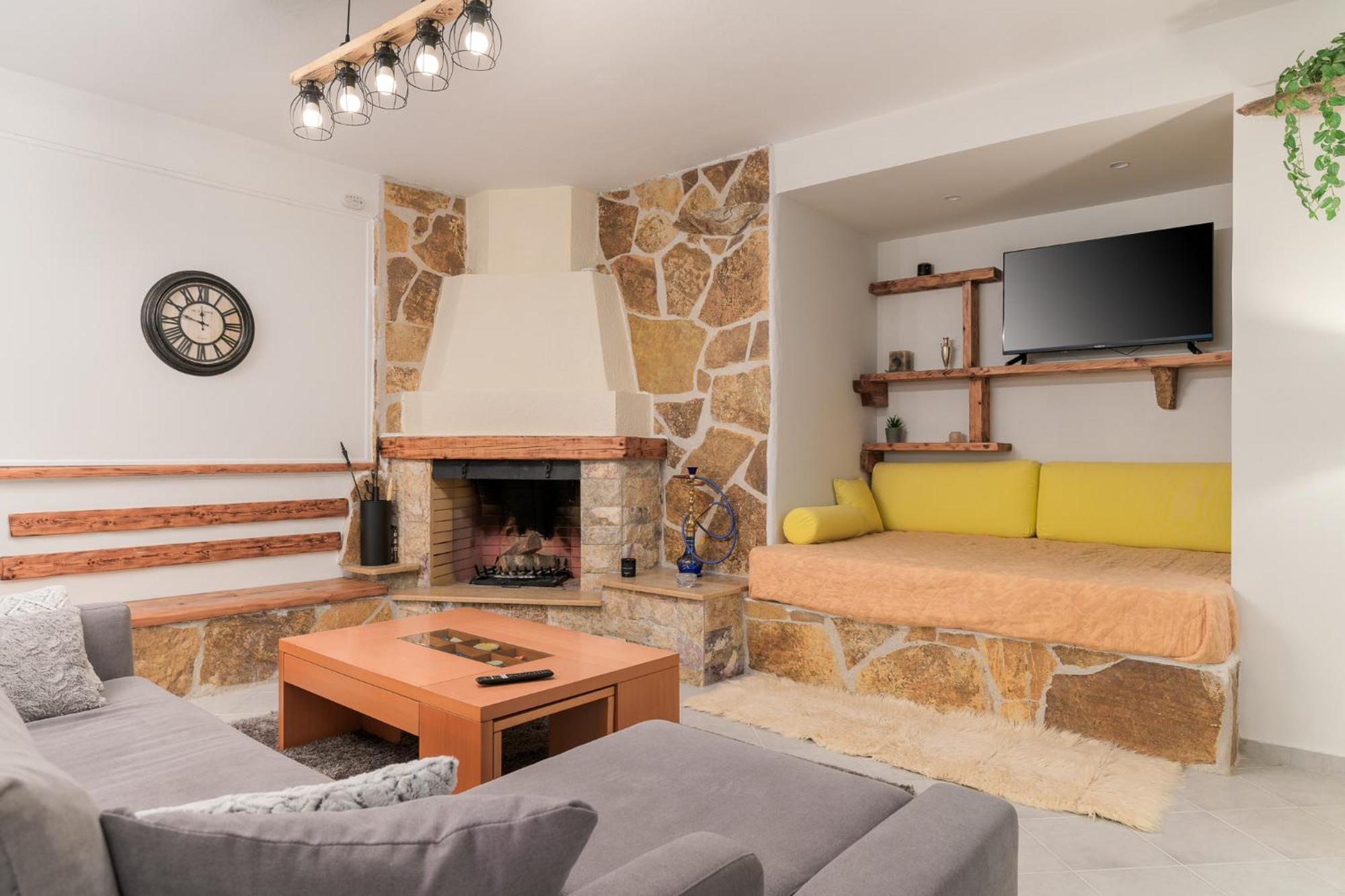 Domelia'S Luxury Apartments Near Airport & Beach Artemida  Esterno foto